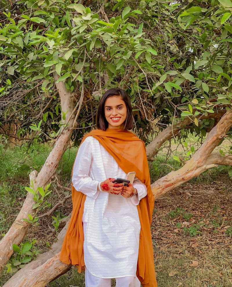 Kiswah Farhan Larik, author of Moon & I, published by TWS Publications