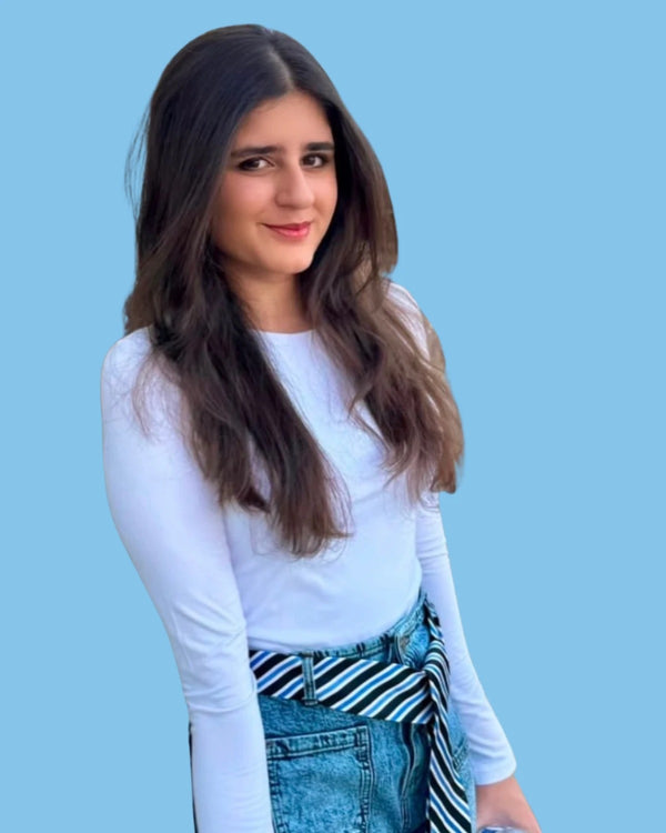 Alayna Kasimali author photograph